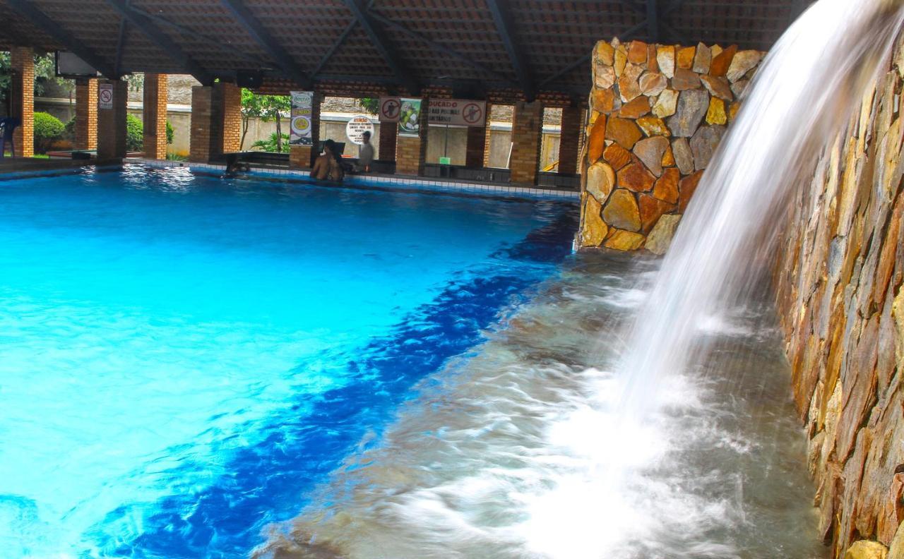 Caldas Novas Imperio Romano Com 1 Dia No Acqua Park Экстерьер фото