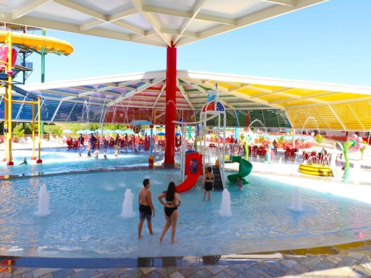 Caldas Novas Imperio Romano Com 1 Dia No Acqua Park Экстерьер фото
