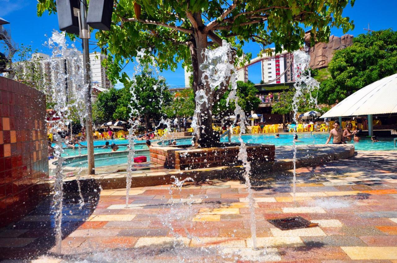 Caldas Novas Imperio Romano Com 1 Dia No Acqua Park Экстерьер фото